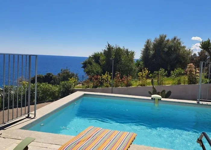 Casa Lunga A Erbalunga- A Deux Pas De La