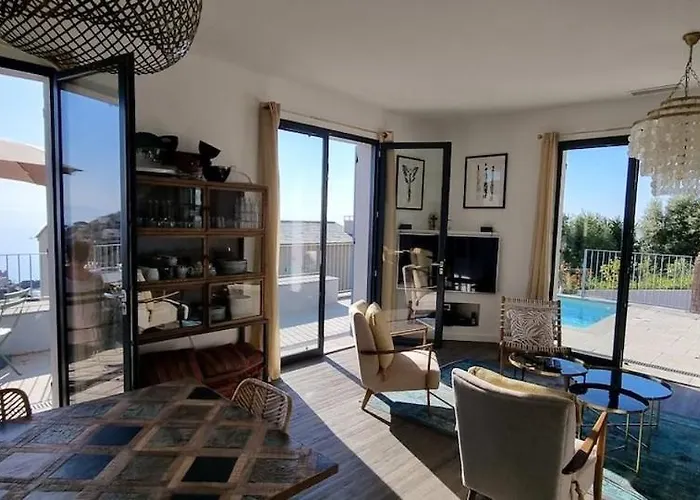 Casa Lunga A Erbalunga- A Deux Pas De La Villa Brando